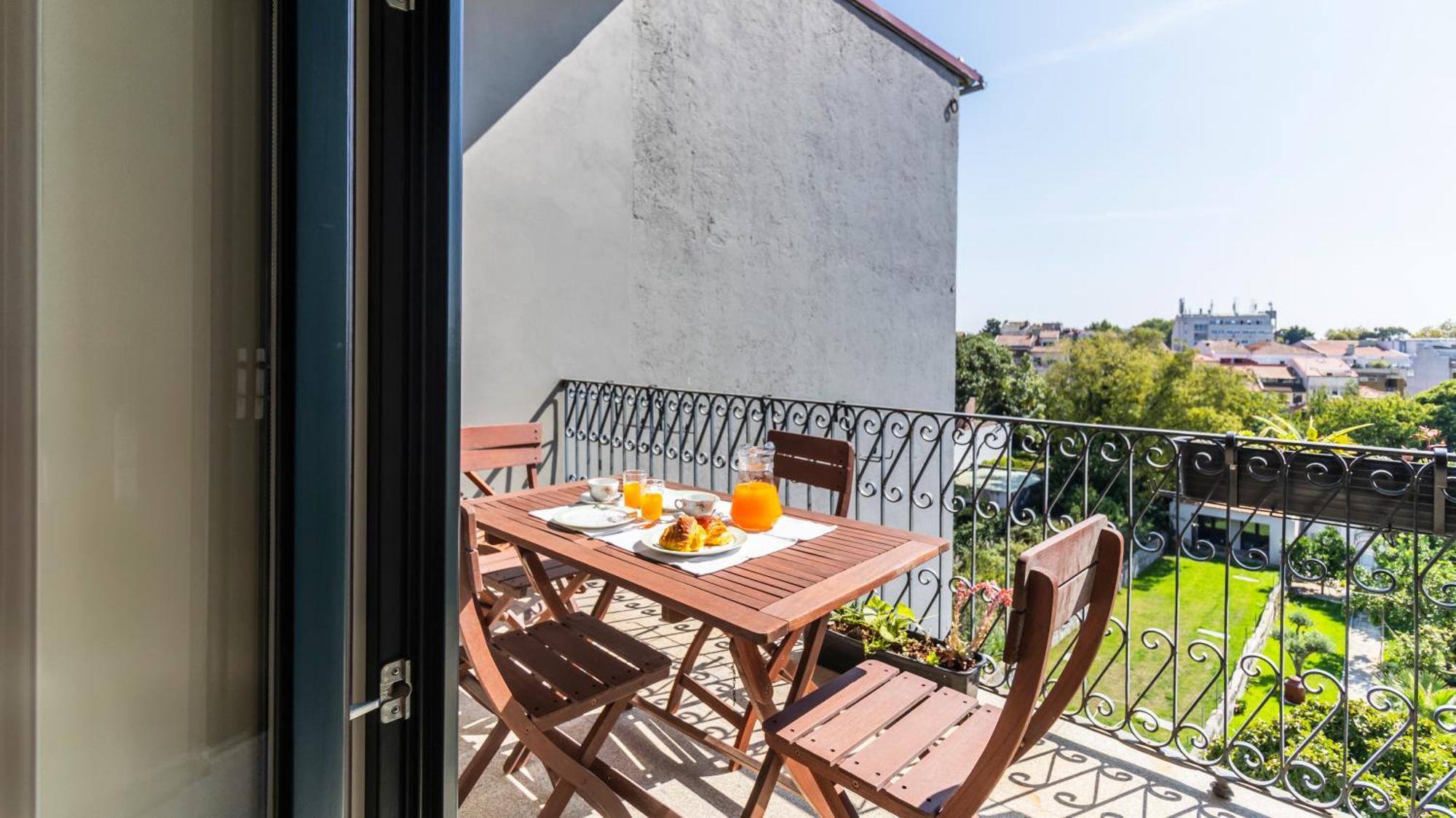 Am Haven Studios By Lovelystay Porto Exterior photo